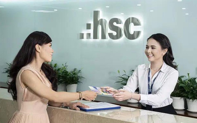 HFIC đã mua xong gần 33 triệu cổ phiếu Chứng khoán HSC (HCM)