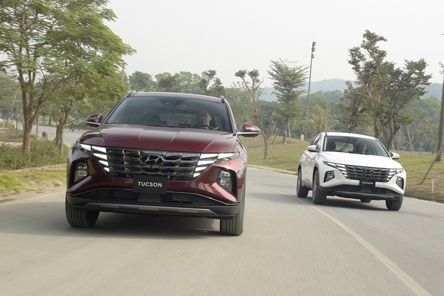 Hyundai Tucson 2022 về Việt Nam: Ngoại hình mới, có bản dẫn động 4 bánh, giá cao nhất 1,03 tỷ đồng - Ảnh 4.