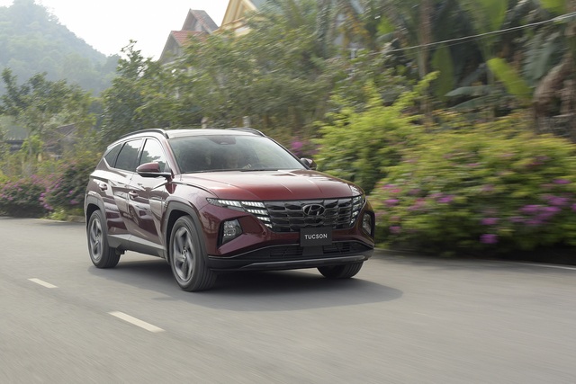 Hyundai Tucson 2022 về Việt Nam: Ngoại hình mới, có bản dẫn động 4 bánh, giá cao nhất 1,03 tỷ đồng - Ảnh 6.