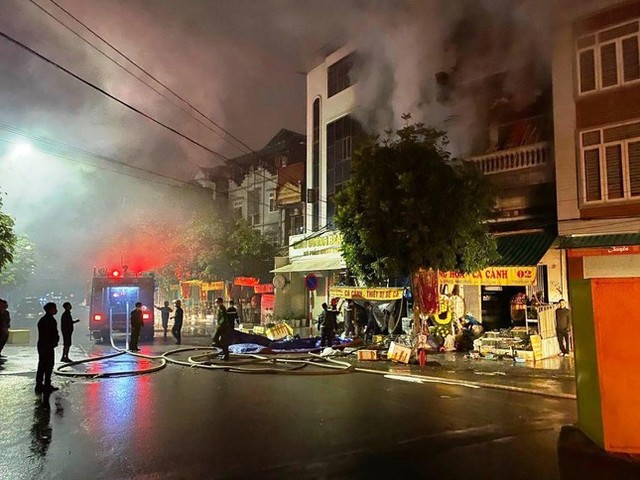  Cháy nhà trong đêm ở Thanh Hoá, 3 người tử vong  - Ảnh 2.