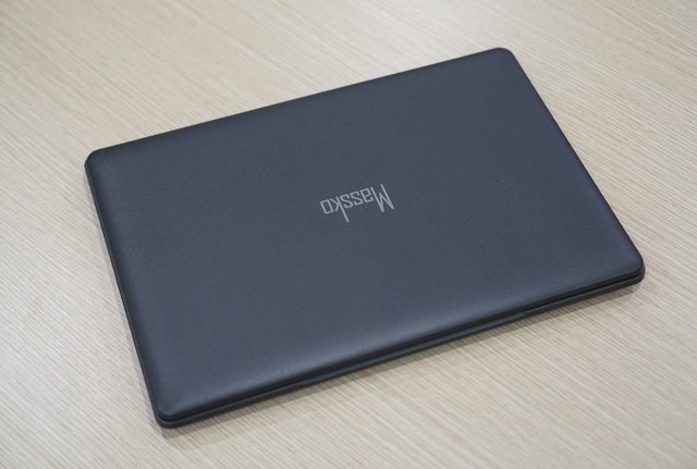 Mẫu laptop dùng chip Snapdragon 4G giá 10,7 triệu tại Việt Nam - Ảnh 3.