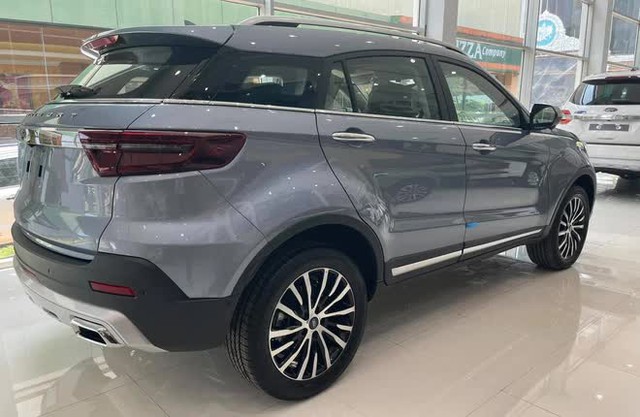 Sales lại chào bán Ford Territory tại Việt Nam: Giá 870 triệu đồng, giao xe giữa năm sau, đối thủ Hyundai Tucson và Mazda CX-5 - Ảnh 3.