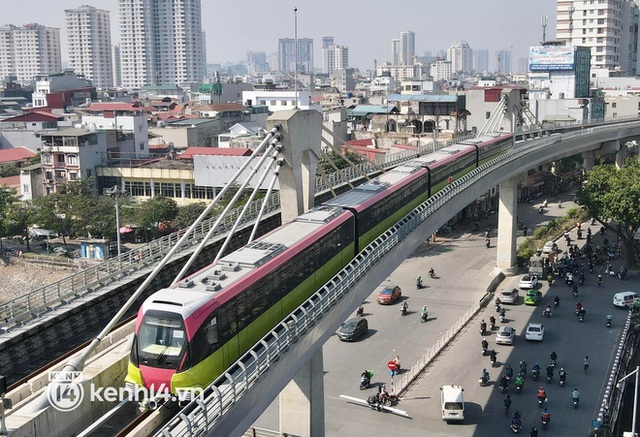 Chạy thử tàu metro Nhổn - ga Hà Nội tốc độ tối đa 80km/h - Ảnh 1.