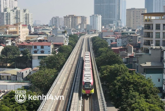 Chạy thử tàu metro Nhổn - ga Hà Nội tốc độ tối đa 80km/h - Ảnh 9.