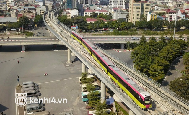 Chạy thử tàu metro Nhổn - ga Hà Nội tốc độ tối đa 80km/h - Ảnh 10.