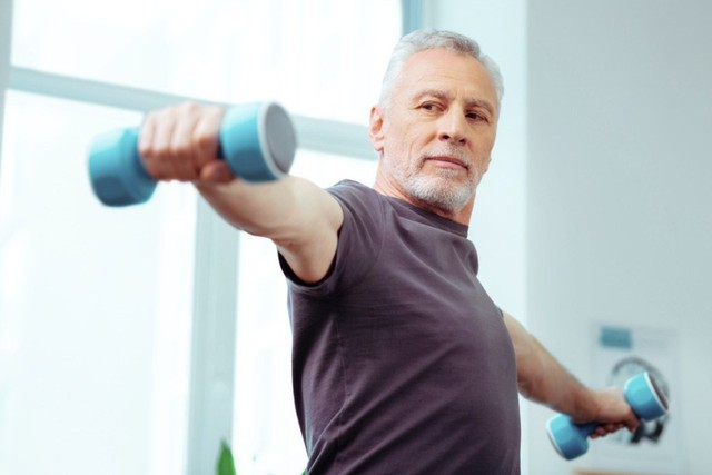 Nam giới sau 50 tuổi có hơn 3/6 đặc điểm này chứng tỏ có duyên sống lâu trăm tuổi: Sinh hoạt điều độ, luyện tập thích hợp nhất định sẽ ngày càng khỏe hơn - Ảnh 3.