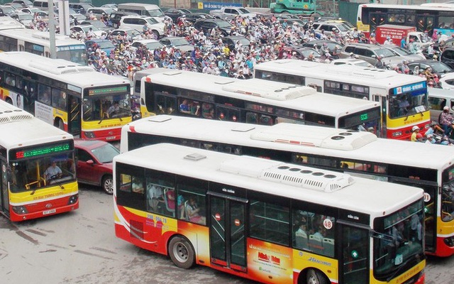 Ðề xuất hạn chế xe máy tại nội đô Hà Nội từ 2025: Có quá nóng vội?