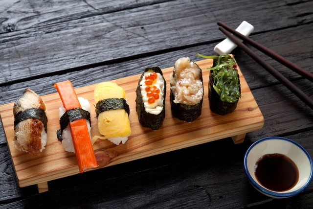 10 nền ẩm thực lành mạnh nhất thế giới: Siêu cường sống thọ Nhật Bản cũng phải nhường vị trí số 1 cho quốc gia này - Ảnh 2.