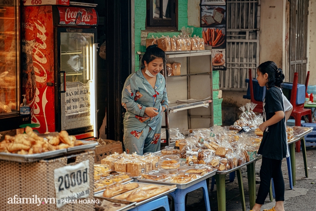 Ngày cuối năm bình yên trong ngõ chợ Thanh Hà - ngôi chợ lâu đời nhất phố cổ được giới nhà giàu chuộng mua vì toàn đồ chất lượng tươi ngon - Ảnh 8.