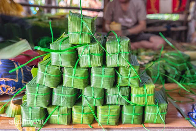 Chuyện nồi bánh tét lá cẩm do bà cụ 91 tuổi ở Cần Thơ sáng tạo, được báo nước ngoài liên tục ca ngợi, hơn 100 nơi làm theo mà vẫn không đâu sánh bằng nhờ nắm bí quyết gia truyền! - Ảnh 28.