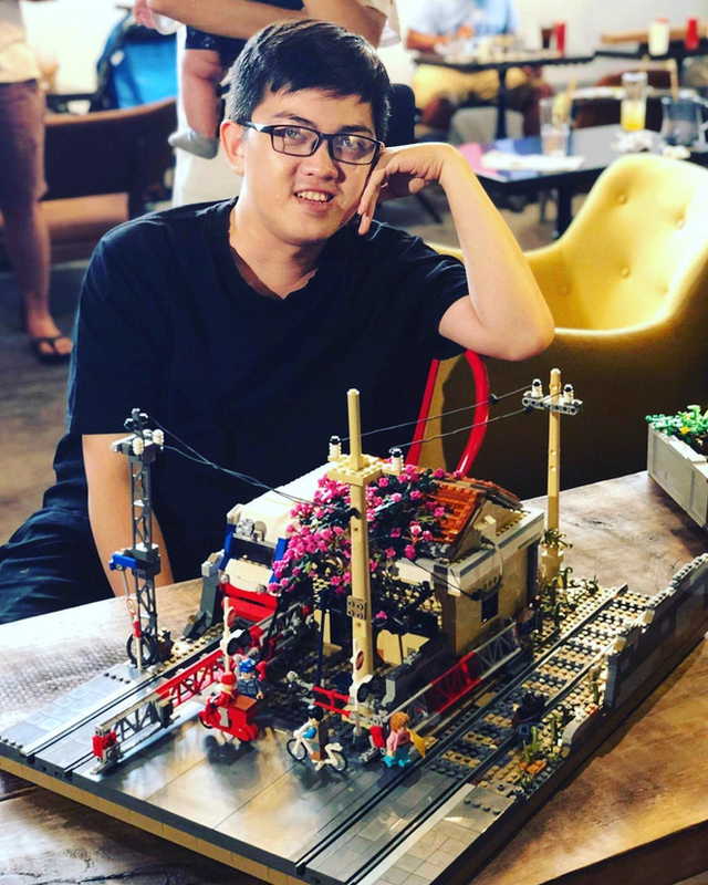 Fanpage nước ngoài đình đám chia sẻ mâm cỗ Tết làm 100% từ mô hình Lego, dân mạng nhận xét: Tự hào quá Việt Nam ơi! - Ảnh 2.