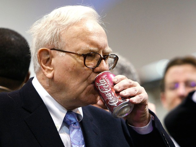 24 giờ vào vai Warren Buffett giúp tôi vỡ vạc được chân lý: Thói quen của tỷ phú quả thực không tầm thường! - Ảnh 1. 24 giờ vào vai Warren Buffett giúp tôi vỡ vạc được chân lý: Thói quen của tỷ phú quả thực không tầm thường! - Ảnh 1.