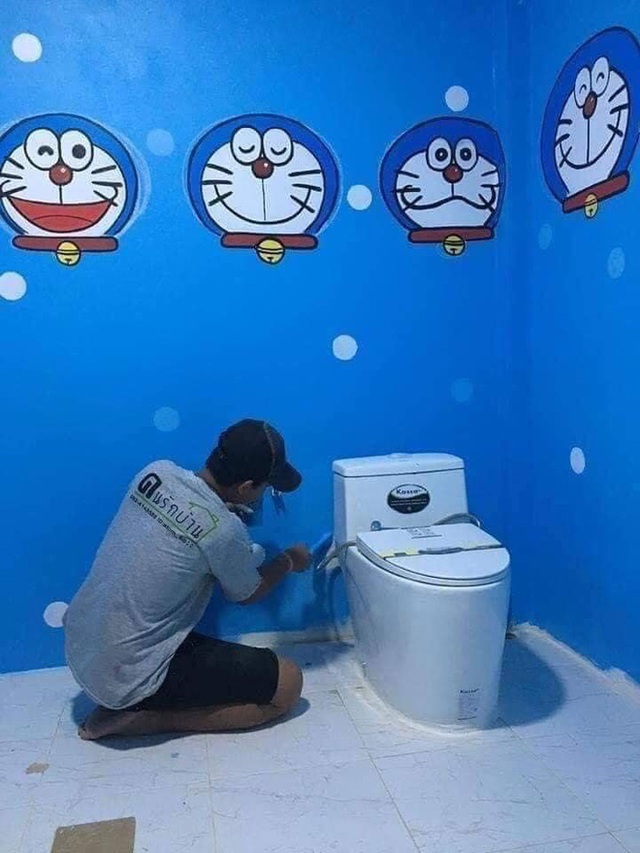 Căn nhà có gia chủ mê Doraemon khiến dân tình tranh cãi: Dễ thương hay nhố nhăng như cái vườn trẻ? - Ảnh 5.