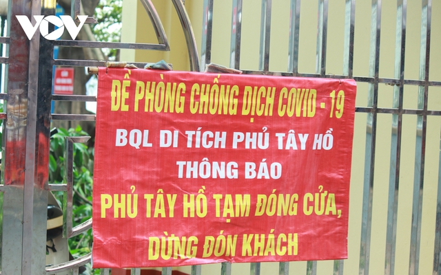 Chùa chiền đóng cửa, vắng vẻ trong ngày rằm tháng Giêng - Ảnh 11.