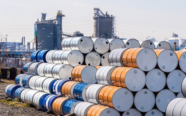 Kim ngạch nhập khẩu xăng dầu tháng 1 gấp 10 lần xuất khẩu