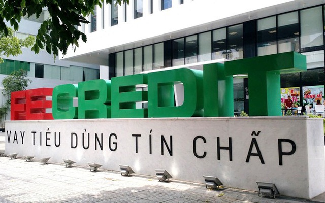 FE Credit chỉ còn đóng góp 28% vào lợi nhuận hợp nhất của VPBank trong năm 2020