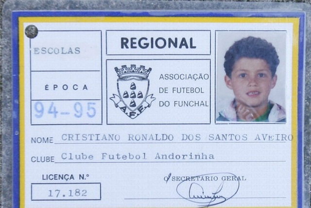 Ronaldo tuổi 36: Hành trình từ cậu bé nghèo đến triệu phú thể thao - Ảnh 2.