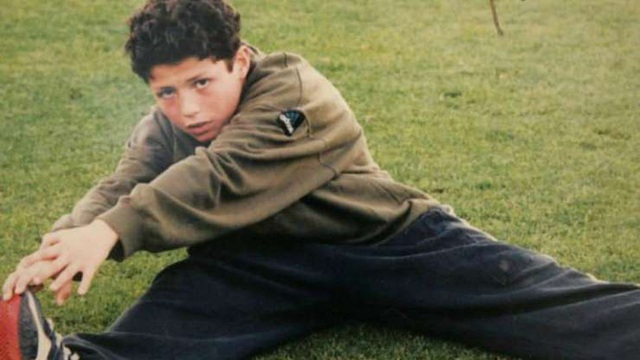Ronaldo tuổi 36: Hành trình từ cậu bé nghèo đến triệu phú thể thao - Ảnh 4.