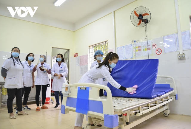 Cận cảnh bệnh viện dã chiến hoàn thành “thần tốc” xuyên đêm tại Điện Biên - Ảnh 3.