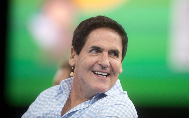 Lời khuyên đầu tư hiệu quả cực kỳ đơn giản của 'cá mập' Mark Cuban: Thanh toán các khoản nợ, sống tiết kiệm và đọc nhiều sách!