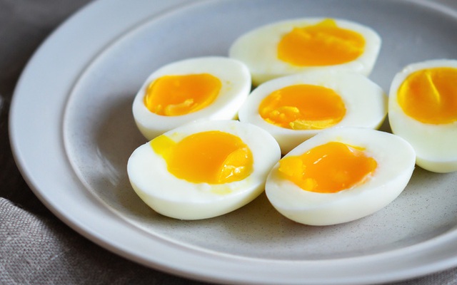 Nên ăn mấy quả trứng 1 tuần? Lời khuyên "chí lý" từ Chính phủ Mỹ và Anh