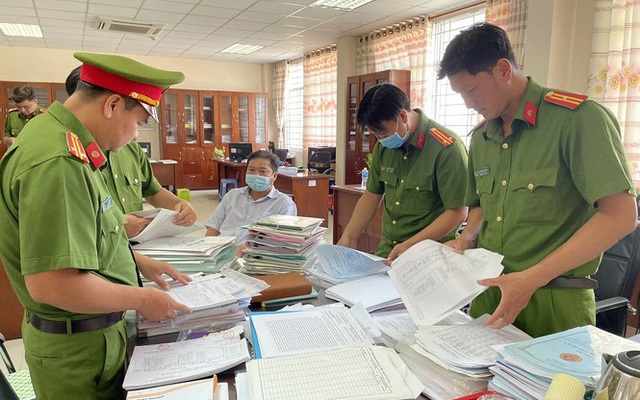 Siết mua bán hoá đơn bất hợp pháp, ngay khi cán bộ thuế bị khởi tố vì mua bán hoá đơn