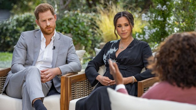 Nói ngây thơ không biết gì khi bước vào hoàng gia, Meghan Markle muối mặt vì bị tung loạt bằng chứng cho thấy cô đã nói dối - Ảnh 1.