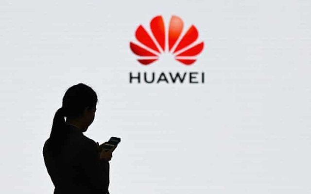 Mệt mỏi với lệnh cấm vận từ Mỹ, Huawei tính chuyện "về quê nuôi cá và trồng thêm rau"