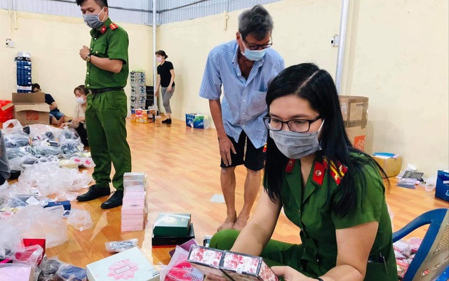 Hàng lậu, hàng giả tung hoành livestream