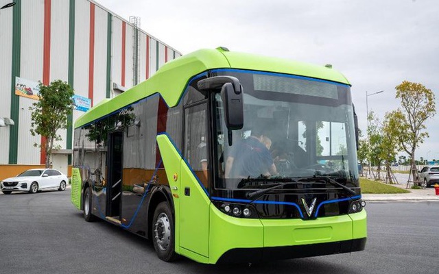 Chính phủ cho phép thí điểm sử dụng định mức, đơn giá của xe bus CNG cho bus điện tại Hà Nội