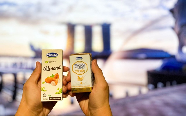 Xuất khẩu sữa tươi tổ yến đi Singapore, Vinamilk gia tăng sức cạnh tranh trong phân khúc cao cấp