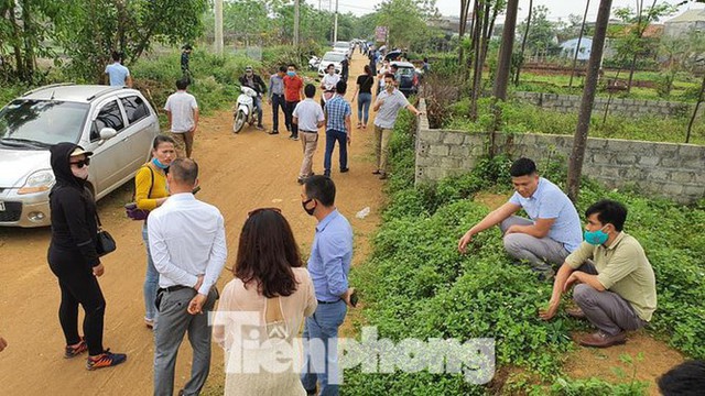 Đủ chiêu trò bán đất rừng, đất ruộng... trong cơn sốt đất quay cuồng - Ảnh 1.