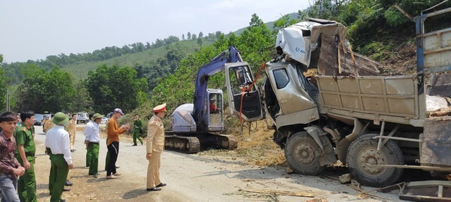  Vụ tai nạn 7 người tử vong: Hiện trường không có vết phanh, tài xế là chủ xe có thể không quen đường - Ảnh 6.