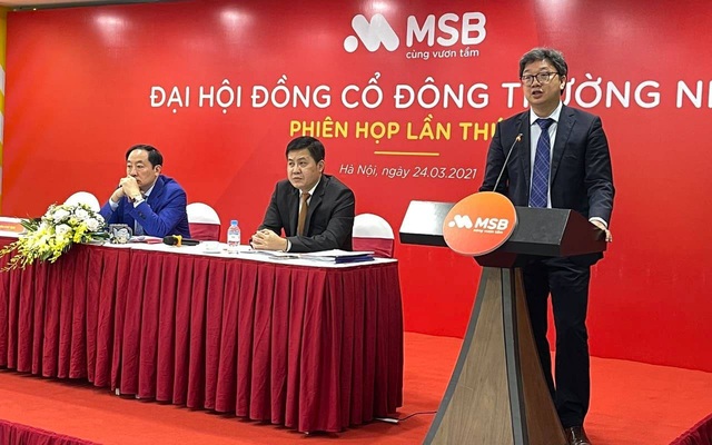 Ông Nguyễn Hoàng Linh - Tổng Giám đốc MSB báo cáo tại đại hội