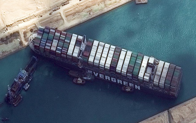Tắc Kênh đào Suez sẽ ảnh hưởng đến hoạt động xuất khẩu của Việt Nam ra sao?