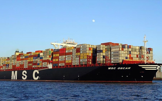 Đơn hàng Châu Âu nhúc nhích tăng trở lại, doanh nghiệp Việt "oằn lưng" vì phí vận tải biển