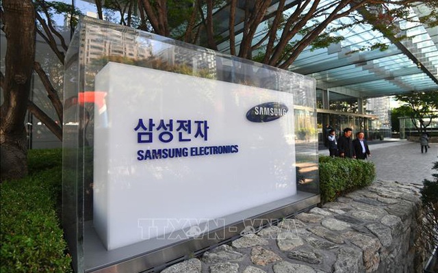 Biểu tượng Samsung tại trụ sở ở thủ đô Seoul, Hàn Quốc. Ảnh: AFP/TTXVN