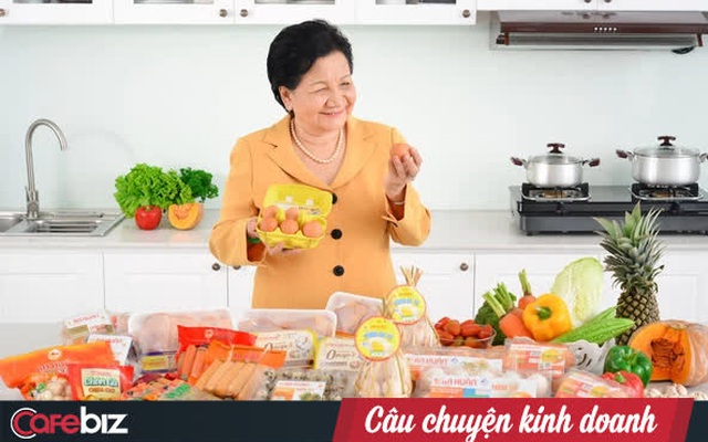 “Nữ hoàng hột vịt” Ba Huân: Từ trái trứng vỡ, trứng ung của má tới chiếc xuồng chở đầy trứng bôn ba khắp dòng Mekong