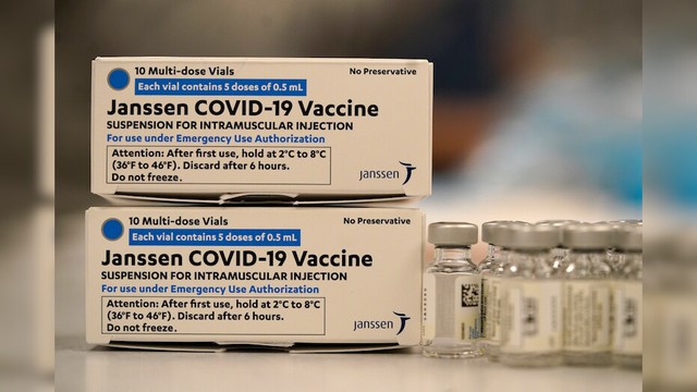 Lợi nhuận khổng lồ của các ông lớn sản xuất vaccine Covid-19 - Ảnh 4.