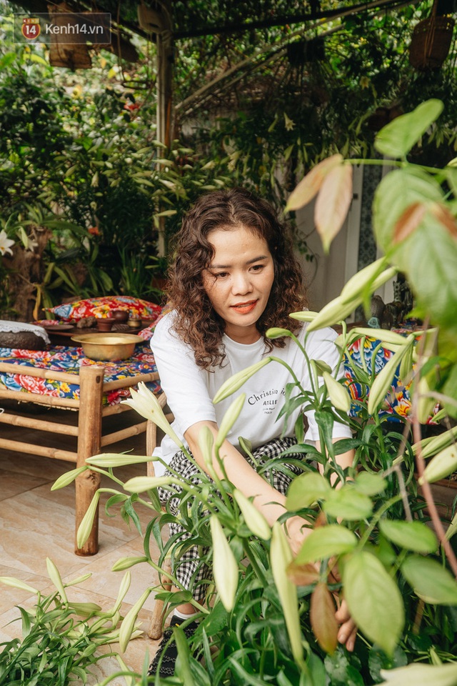 Forest drone on the terrace of the Hanoi woman: 200m2 wide, 1,500 lilies covered - Photo 24.