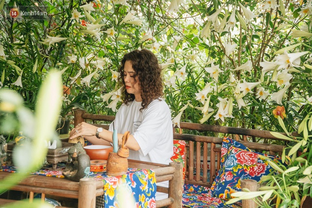 Forest drone on the terrace of the Hanoi woman: 200m2 wide, 1,500 lilies covered - Photo 26.