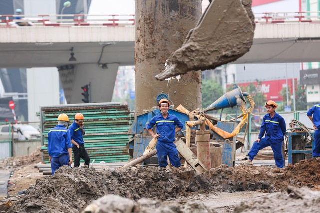  Đường vành đai 2 dưới thấp đoạn Đại La - Minh Khai dần thành hình  - Ảnh 6.