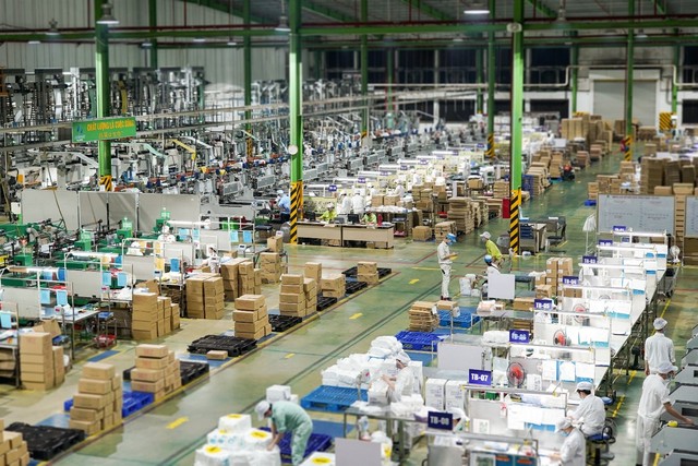 Đấu giá ở giá khởi điểm thấp hơn 20% thị giá, Nhựa An Phát Xanh có hấp dẫn dòng tiền? - Ảnh 1. Đấu giá ở giá khởi điểm thấp hơn 20% thị giá, Nhựa An Phát Xanh có hấp dẫn dòng tiền? - Ảnh 1.