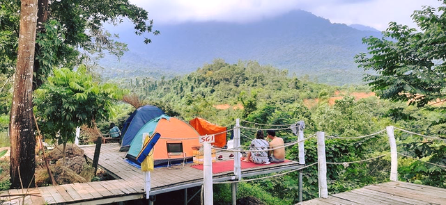 Nếu muốn thử Camping mà chưa biết chọn nơi nào để cắm lều thì đây là những địa điểm vừa hot lại đẹp từ Nam ra Bắc phải thử đến 1 lần - Ảnh 8.