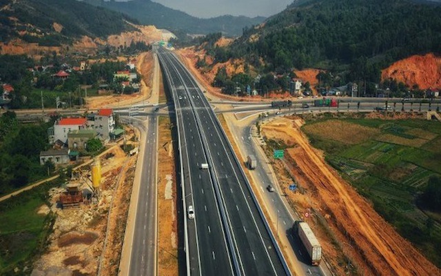 Xây dựng 5.000 km cao tốc: Băn khoăn tiêu chí lựa chọn khu vực đầu tư