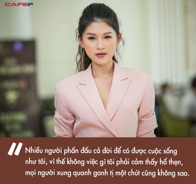 Ngọc Thanh Tâm: Ái nữ của đại gia thủy sản gây choáng với màn đập hộp đồ xa xỉ, ở nhà ghép từ 6 căn hộ liền sàn nhưng vẫn dấn thân showbiz vì đam mê - Ảnh 4.