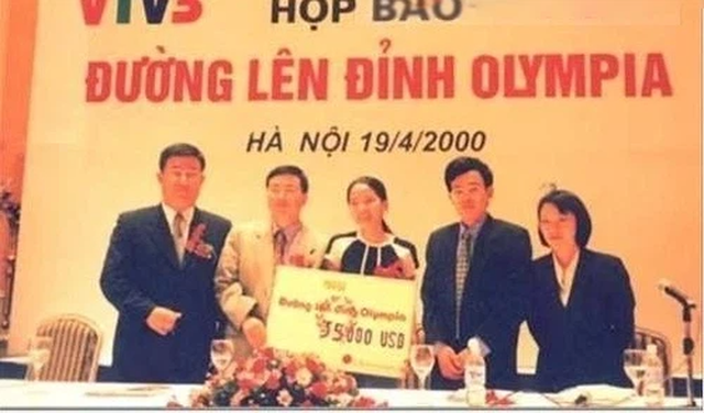 Nữ quán quân Olympia mùa 1: Biến mất sau khi đạt thành tích cực khủng ở Úc, chỉ một vài bức ảnh rò rỉ cũng thấy khéo dạy con - Ảnh 2.