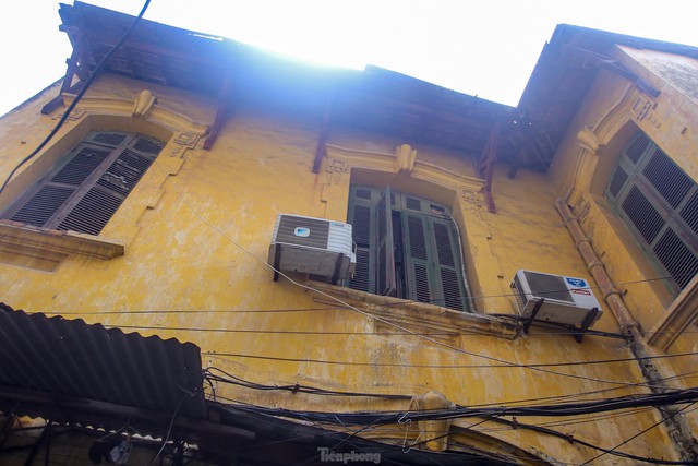  Loạt công trình biệt thự cổ ở Hà Nội bị xâm hại  - Ảnh 20.