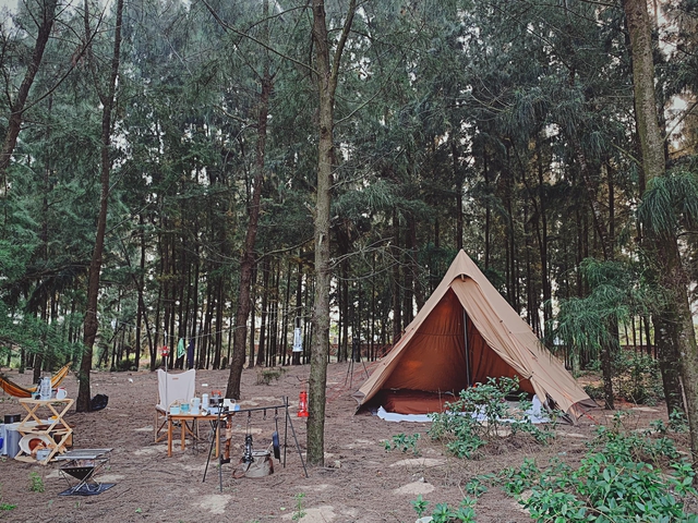 Các gia đình Hà Nội, Sài Gòn muốn đi camping trong phạm vi 300km thì đừng bỏ lỡ loạt địa điểm từ núi tới biển quá đẹp này, sẵn sàng cho kỳ nghỉ 30/4, 1/5 thật chill thôi nào! - Ảnh 14.