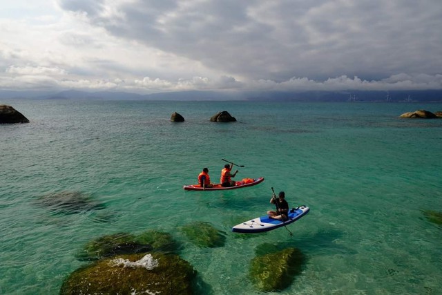 Các gia đình Hà Nội, Sài Gòn muốn đi camping trong phạm vi 300km thì đừng bỏ lỡ loạt địa điểm từ núi tới biển quá đẹp này, sẵn sàng cho kỳ nghỉ 30/4, 1/5 thật chill thôi nào! - Ảnh 28.